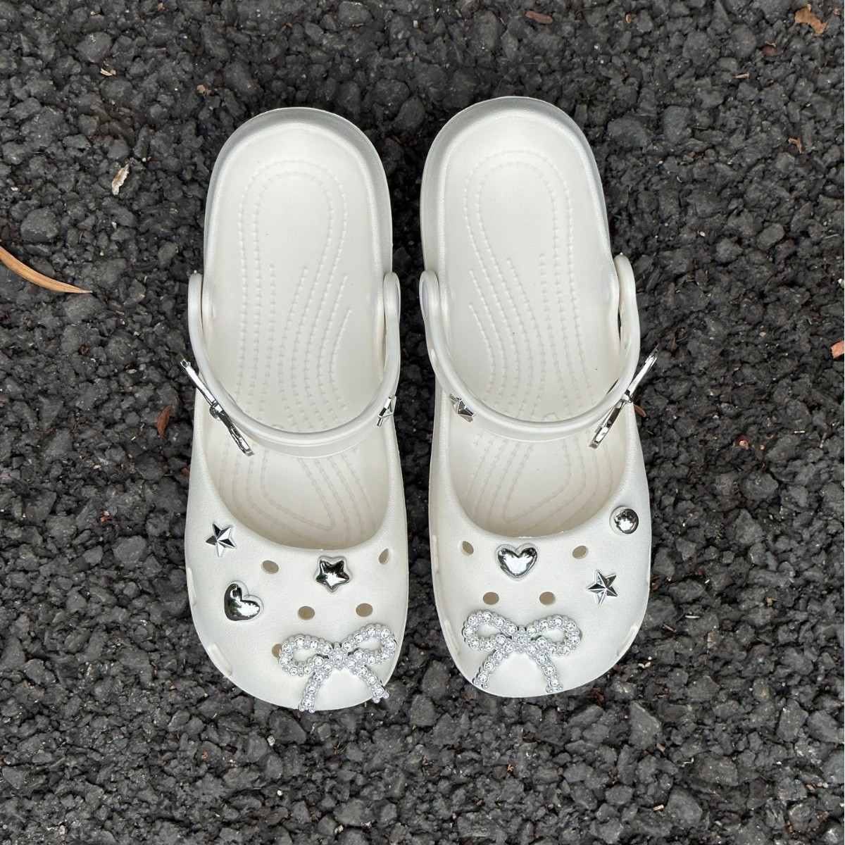 New ballet hole shoes flower h - Hi Tech Accessories review and price